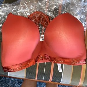 Victoria Secret Wireless Bra